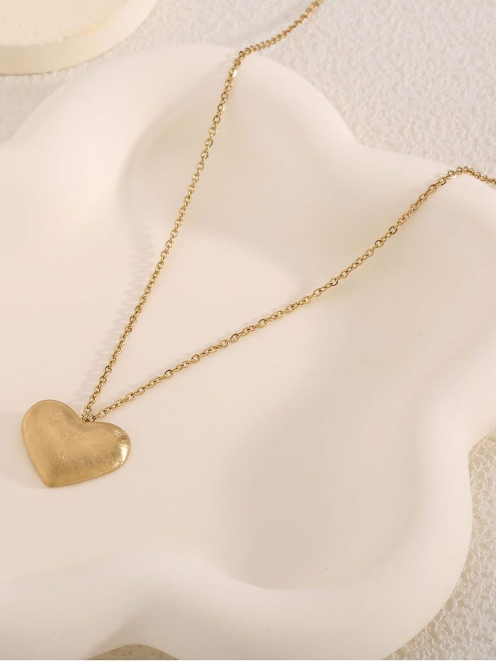 Collar corazón liso