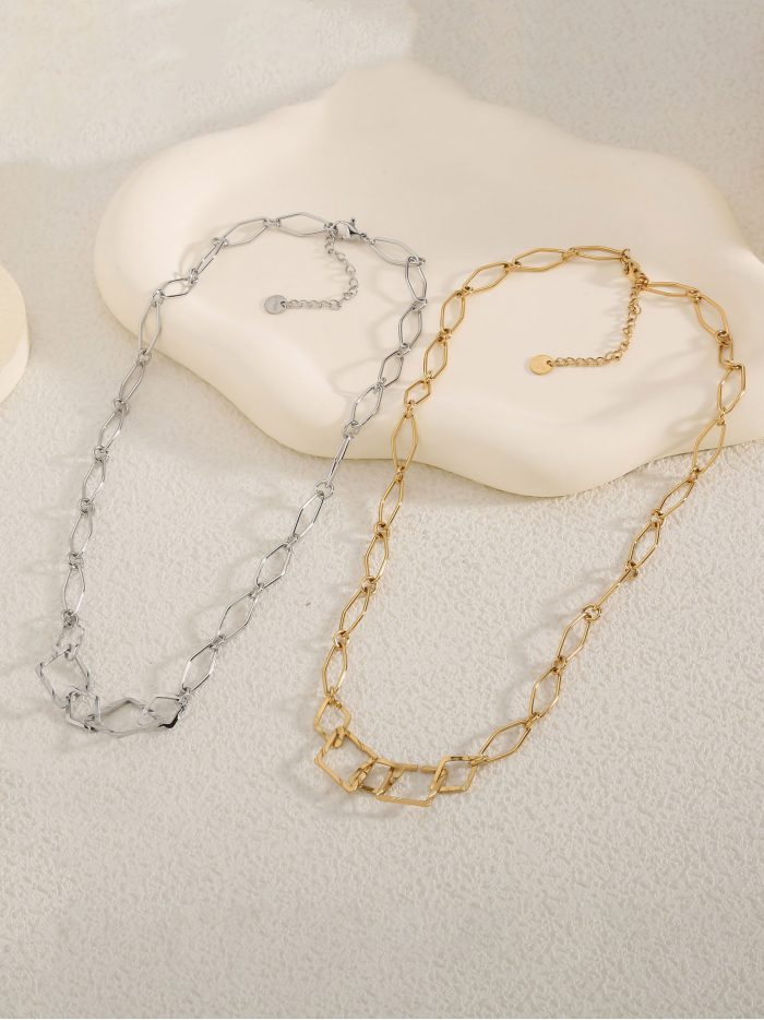 Collana a catena a maglia