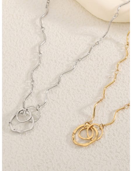 Collar cadena aros entrelazados