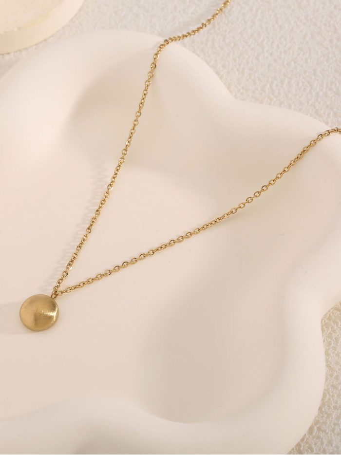 Runder glatter Halsreif