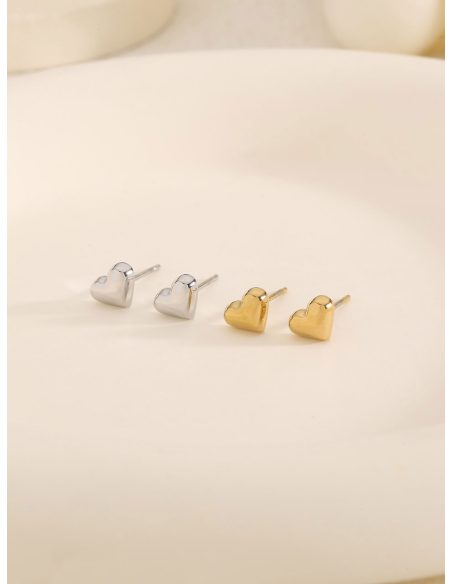 Mini heart earrings