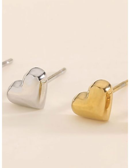 Mini heart earrings