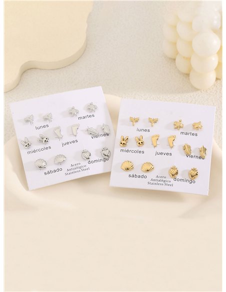 Pack of assorted mini earrings