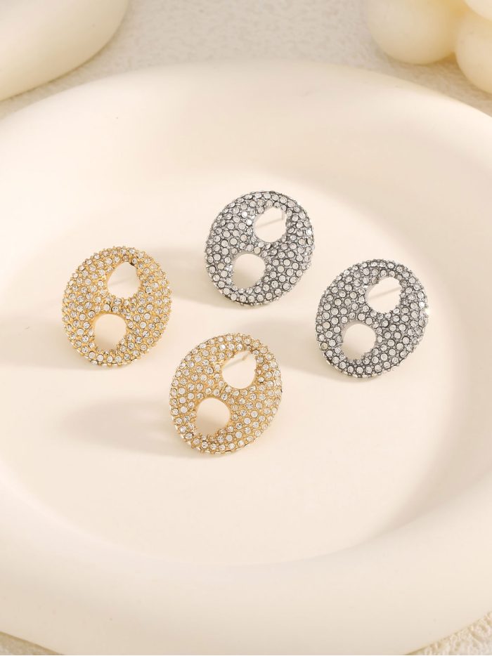 Pendientes ovalado con circonitas