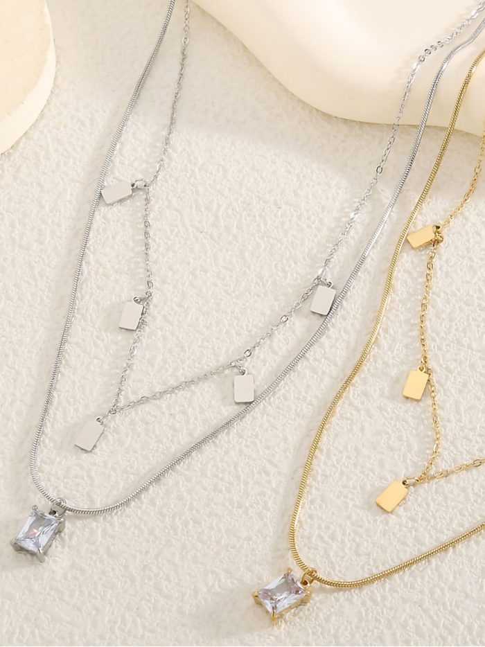 Collar doble colgante con circonita