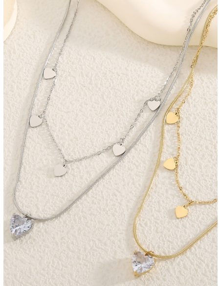 Collana doppia con pendente a cuore e zircone.