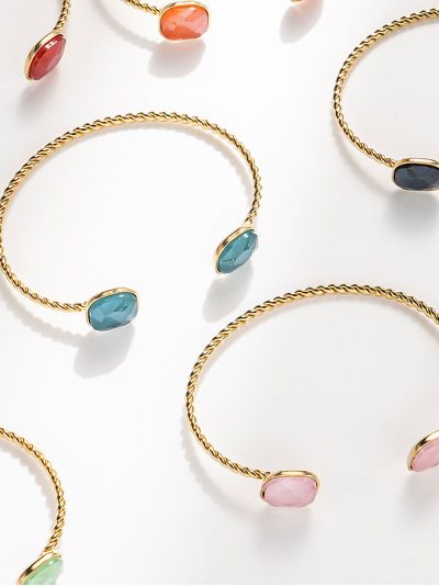 Pulseira aberta com cabochões de cor 2