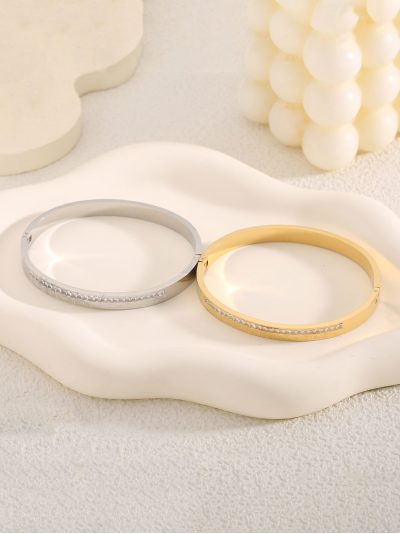 Pulsera rígida con circonita