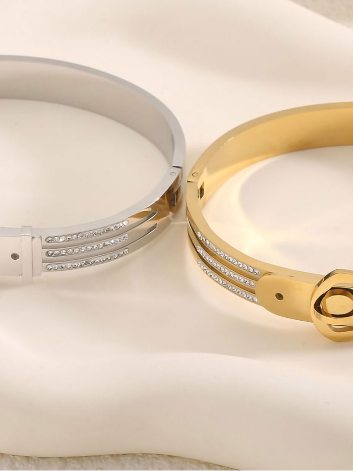 Pulsera rígida hebilla con circonitas