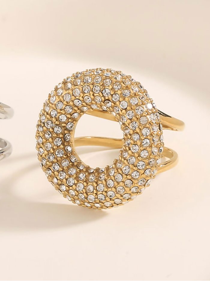 Anillo círculo con circonitas