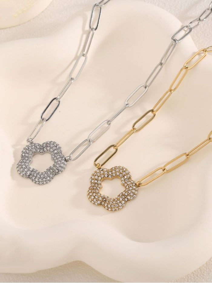 Halskette mit Blumen-Gliederkette und Zirkonia