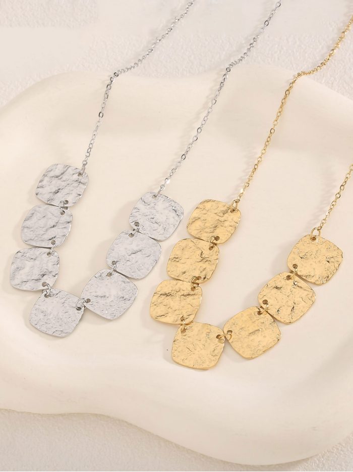 Collar medallas martilladas