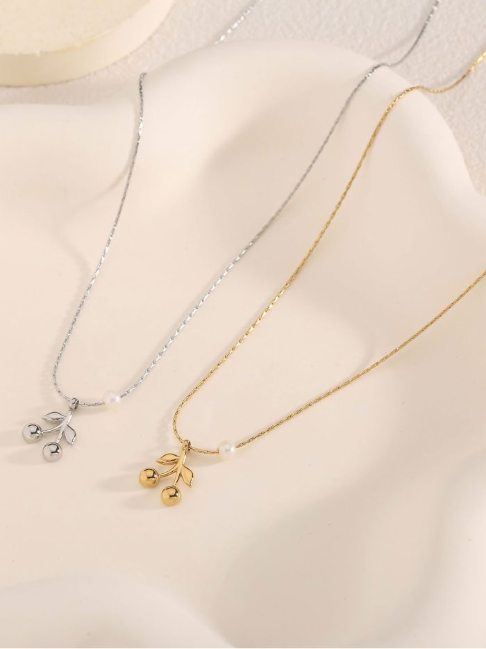 Collar cerezas detalle perla