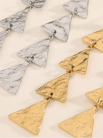 Pendientes largos triángulos martillados 2