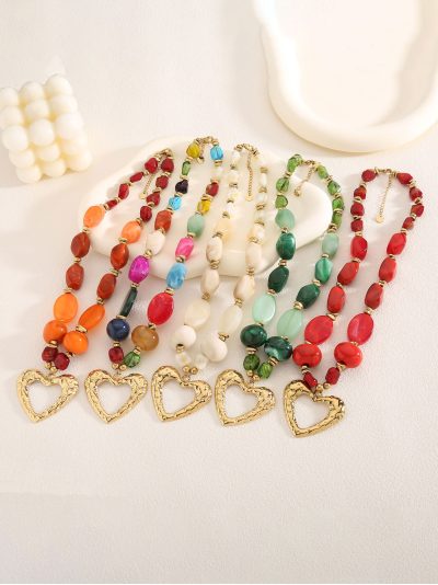 Collar cuentas colgante corazón