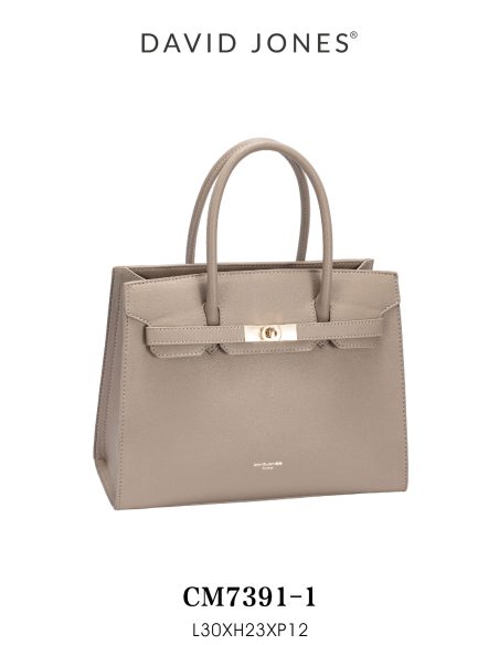 Bolso de mano detalle de hebilla