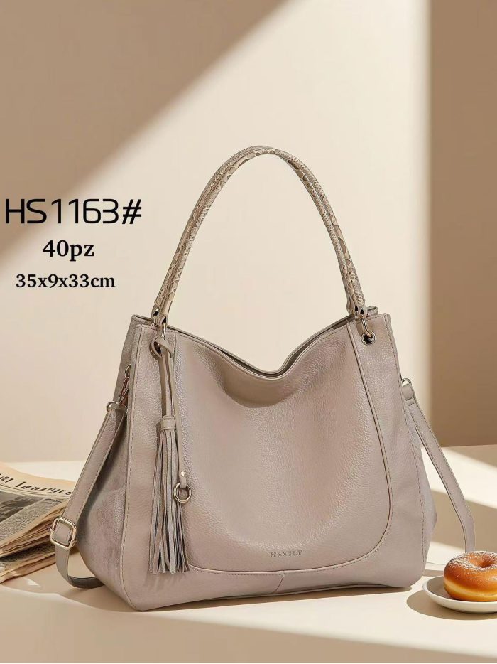 Bolso hobo colgante borla