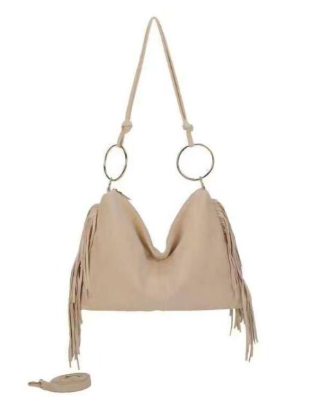 Bolso hobo flecos y anillas metálicas