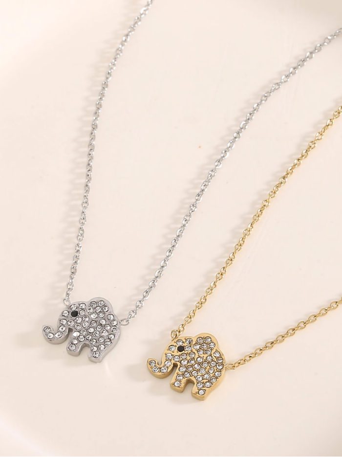 Collar colgante elefante con circonitas