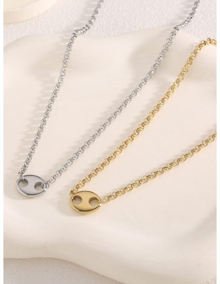 Collar medalla ovalada