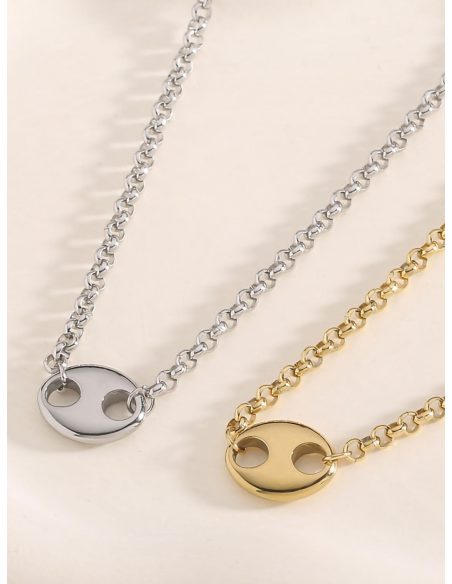 Collar medalla ovalada