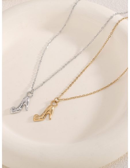 Colar pendente salto