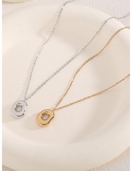 Collar colgante ovalado irregular