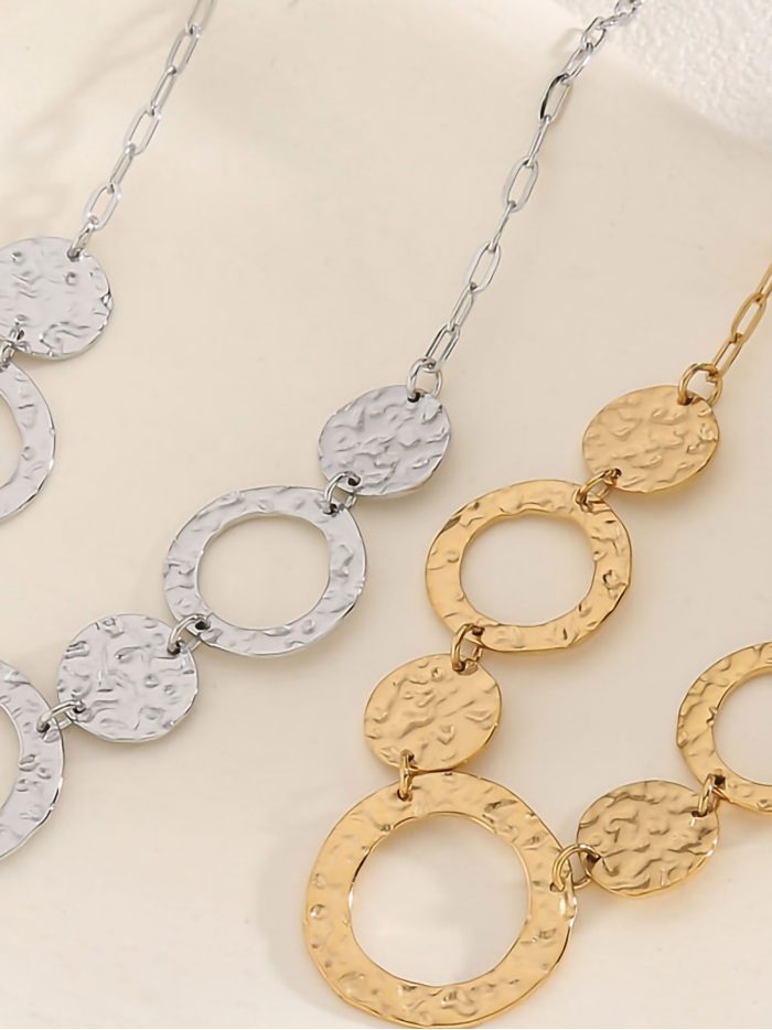 Collar colgante aros textura