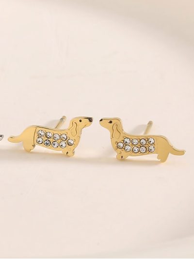 Brincos de cachorro salsicha com zircônias. 2