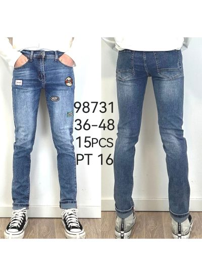 Jeans slim lavado con parches 2