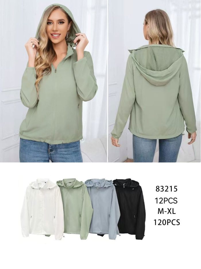 Chaqueta cortavientos ultraligera con capucha