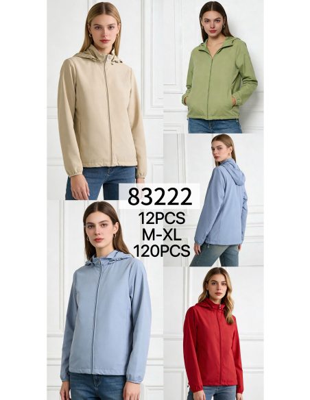 Chaqueta cortavientos ultraligera con capucha