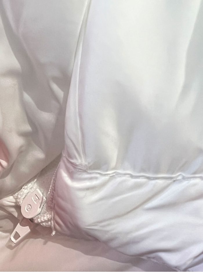 Lightweight hooded puffer waistcoat