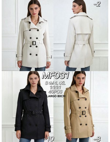 Trench cruzado con cinturón