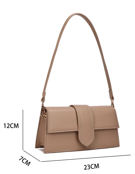 Umhängetasche mit Umschlag und mittlerem Riemen