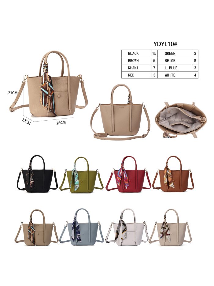 Bolsa shopper com detalhe lenço.