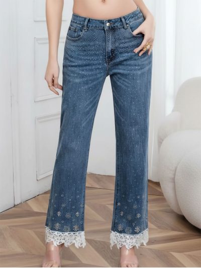 Jeans strass y bajo de encaje