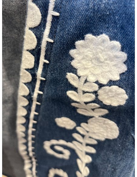 Chaleco denim bordado flores