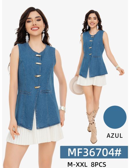 Gilet en denim avec fermetures décoratives.