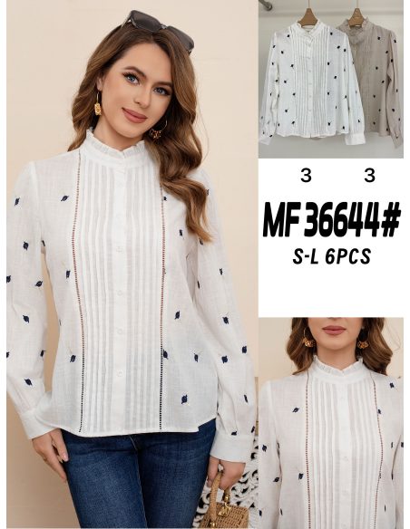 Chemise brodée plis col froncé