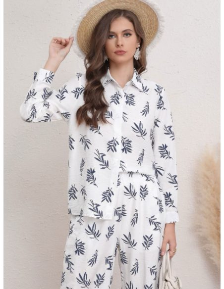 Conjunto Camisa + Pantalón estampado hojas con strass