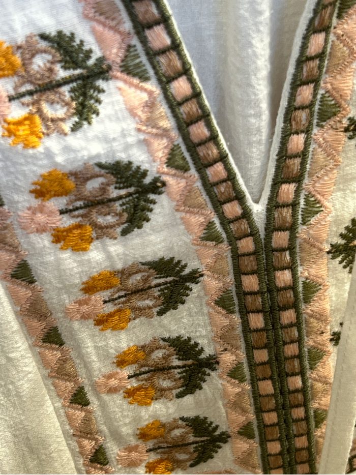 Blusa boho bordado étnico