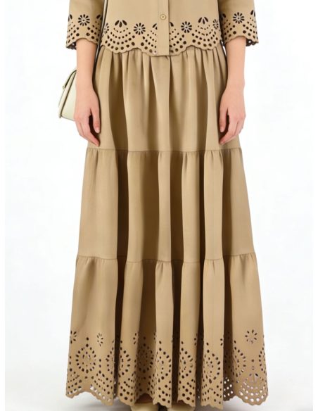 Falda larga efecto antelina calada