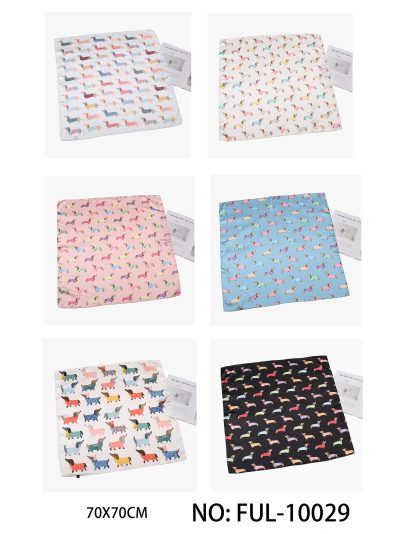 Pañuelo pequeño efecto seda perros salchicha 2