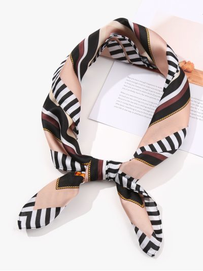 Pañuelo pequeño efecto seda estampado