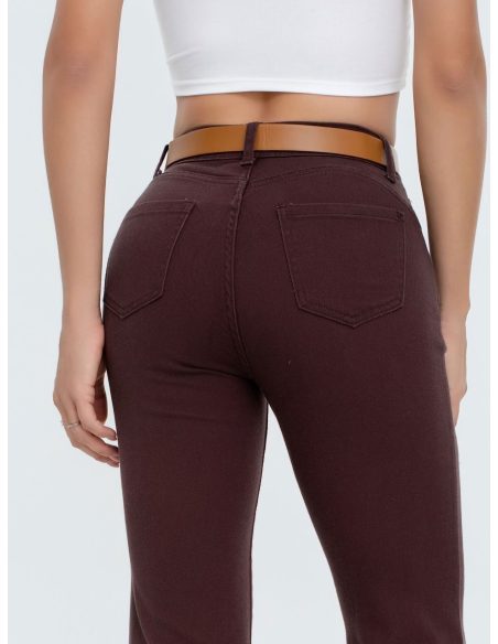 Jeans flare cinturón