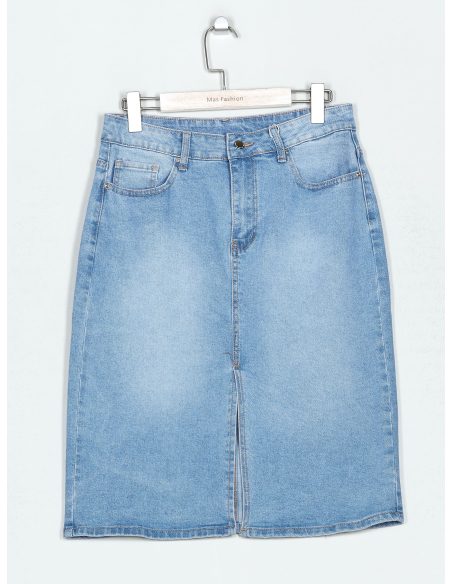 Denim midi skirt with a vent