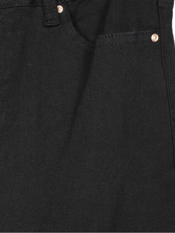 Jeans basic taglia grande.