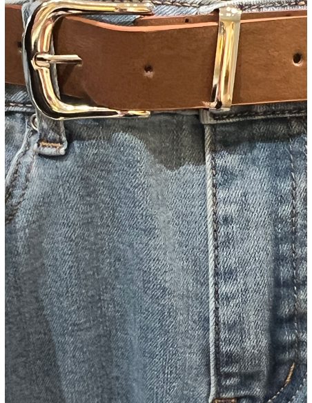 Falda vaquera midi abertura frontal