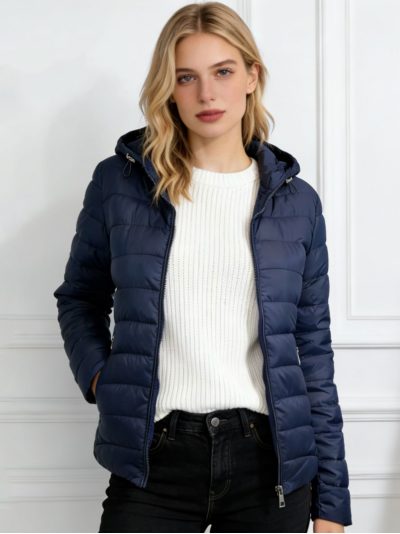 Chaqueta ultra ligera capucha